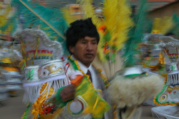 Cuál es la principal actividad económica de Bolivia